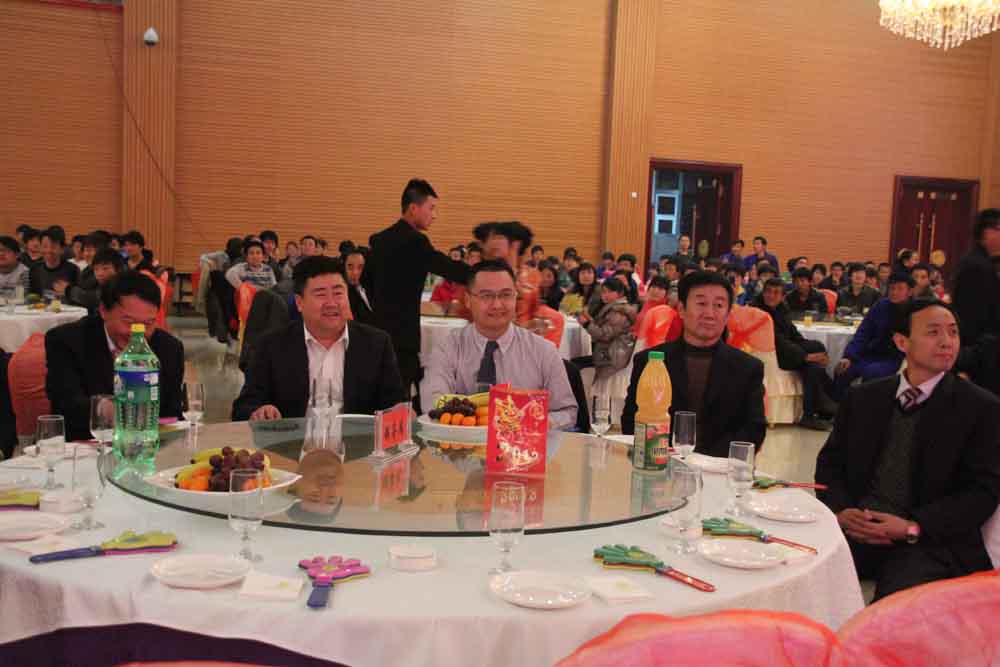 2012年2月新年晚會(huì)其樂(lè)融融